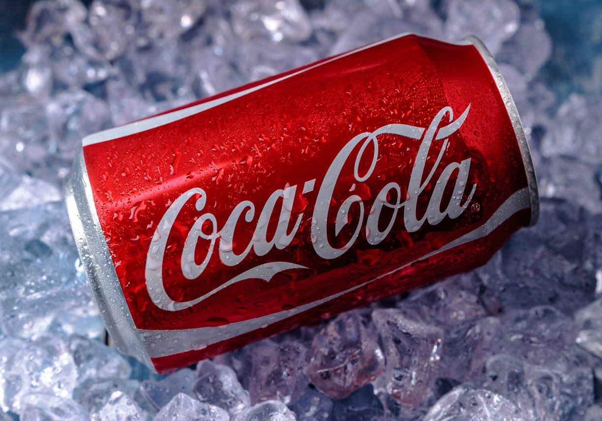 Lata de Coca Cola no Gelo